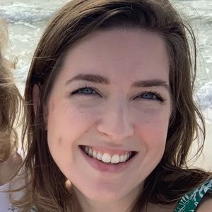 Meet your Posher, Claire